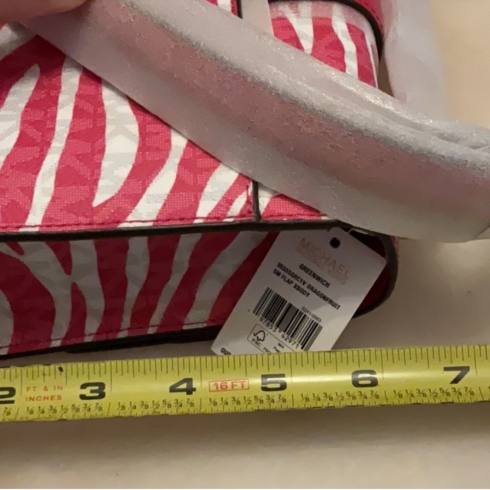 Michael Kors Pink and White Crossbody Bag - Picture 10 of 11